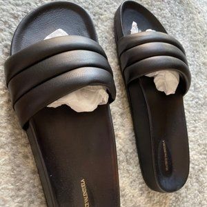 Beatrice Valenzuela Sandalias (Black), Size 7
